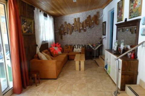 Дом с 2 спальнями в Ларнака, Кипр №82757 5