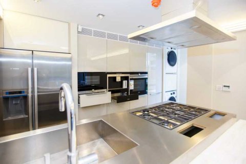 3 bedrooms Apartment in Germasogeia, Cyprus No. 40421 6