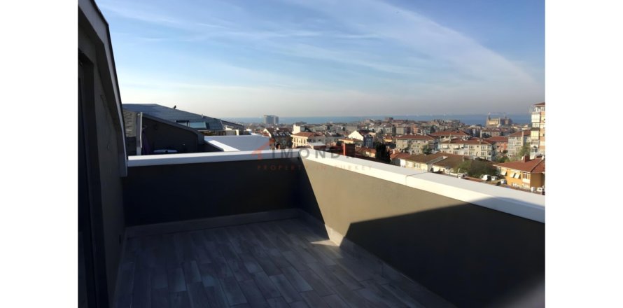 5 bedrooms Apartment in Kadikoy, Turkey No. 126859