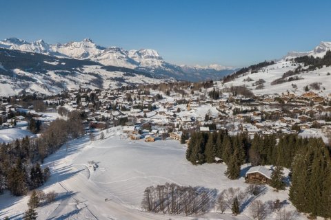 3 bedrooms Apartment in Megeve, France No. 99843 1