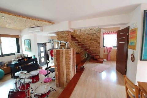 Дом с 4 спальнями в Марафон, Греция №54726 4