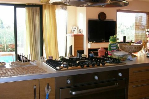 Дом с 4 спальнями в Марафон, Греция №54726 21