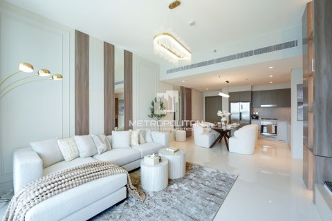 Квартира с 2 спальнями в EMAAR Beachfront, ОАЭ №87167