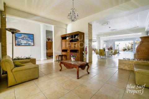 21 bedroom Villa in Deryneia, Cyprus No. 36565 12