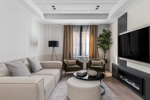 2 bedrooms Apartment in Madrid, Spain No. 89994