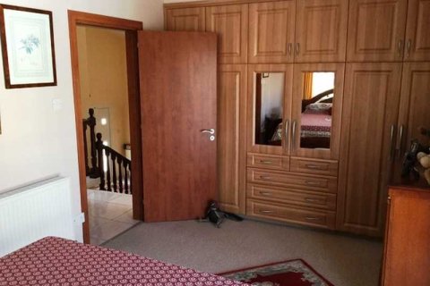 5 bedrooms House in Erimi, Cyprus No. 78621 4