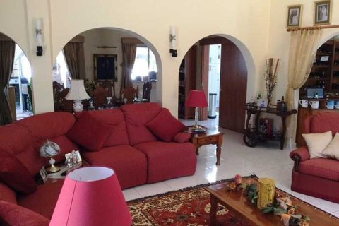 5 bedrooms House in Erimi, Cyprus No. 78621 15