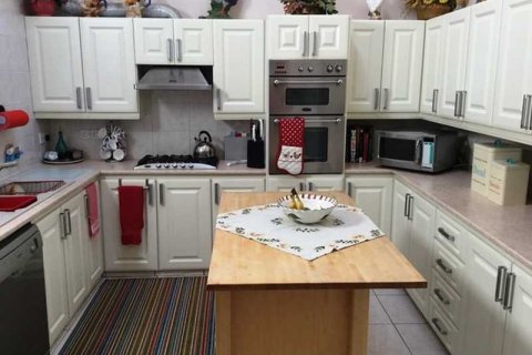 5 bedrooms House in Erimi, Cyprus No. 78621 13