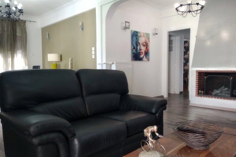 2 bedrooms Apartment in Athens, Greece No. 108311 1