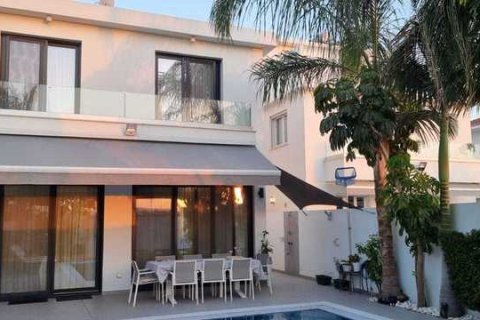 5 chambres House à Oroklini, Cyprus No. 46810 3