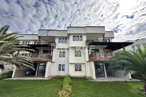 6 dormitorios Villa en Arsin, Turkey No. 129213