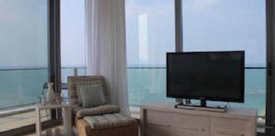 3 bedrooms Apartment in Pattaya, Thailand No. 96856