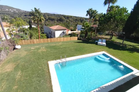 5 bedrooms Villa in Tan Quang, Vietnam No. 27442 10