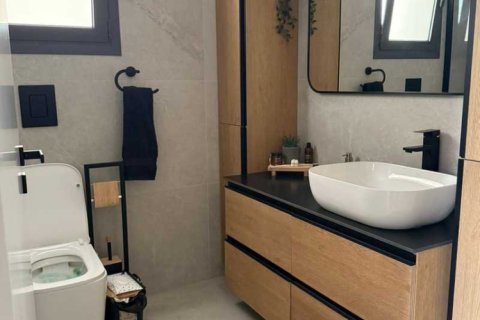 3 bedrooms Apartment in Agios Athanasios, Cyprus No. 102415 13