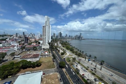 250m² Office in Panama City, Panama No. 70609 2