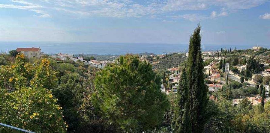 Дом с 4 спальнями в Тала, Кипр №30231