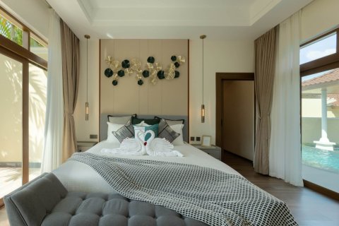 3 dormitorios Villa en Bang Tao, Thailand No. 240 4