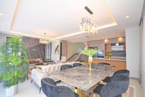 5 habitaciones Villa en Lien Chieu, Vietnam No. 21326 25