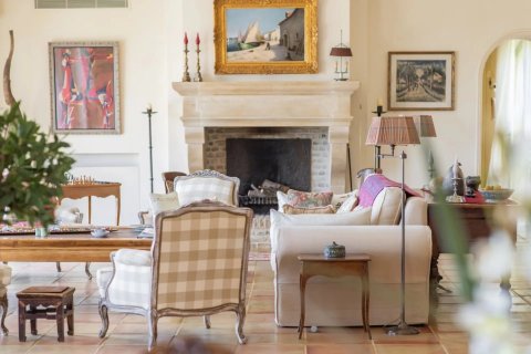 5 bedrooms Villa in Chateauneuf-Grasse, France No. 67228 15