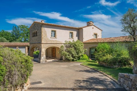 5 bedrooms Villa in Chateauneuf-Grasse, France No. 67228 25