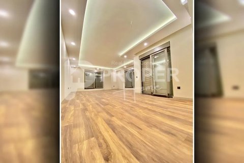 5 rooms Appartement à Thanh Khe, Vietnam No. 12647 15