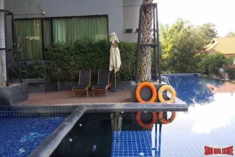 4 bedrooms Duplex in Chiang Mai, Thailand No. 96904 19