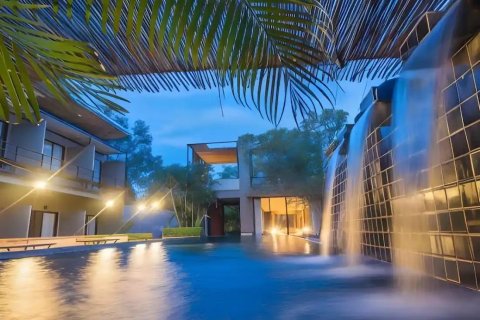 14 bedrooms Commercial property in Chiang Mai, Thailand No. 98170 3