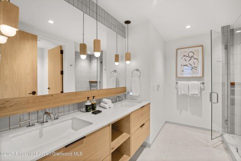 2 bedrooms Condo  in Snowmass Village, USA No. 84660 12