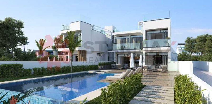 4 bedrooms Villa in Ayia Napa, Cyprus No. 82688