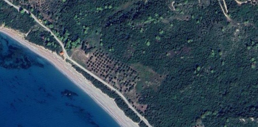 30000m² Land en Preveza, Greece No. 107915