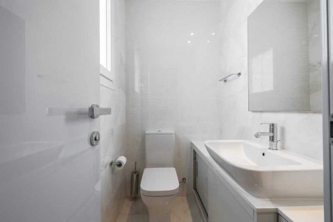 3 dormitorios Penthouse en Mesa Geitonia, Cyprus No. 35089 9