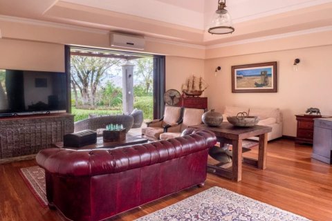 5 bedrooms Villa in Tamarin, Mauritius No. 53443 9