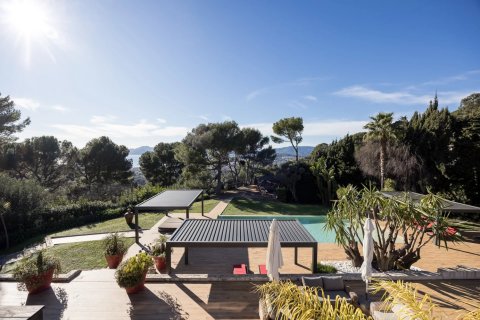 7 dormitorios House en Cannes, France No. 78891 9