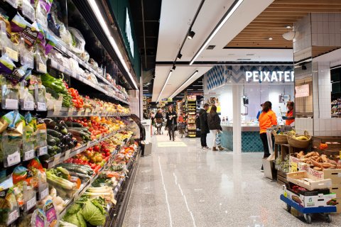 1150m² Commercial property in Cerdanyola Del Valles, Spain No. 110755