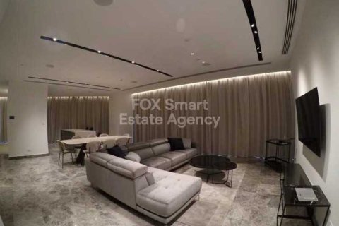 3 bedrooms Apartment in Nicosia, Cyprus No. 32803 6