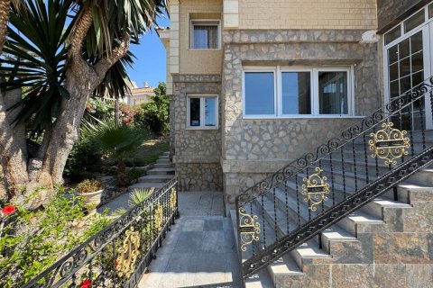 5 bedrooms Villa in Nam Tha, Vietnam No. 92300 14