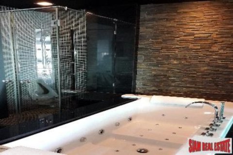 2 bedrooms Apartment in Pattaya, Thailand No. 96497 3