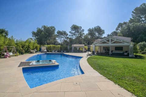 7 bedrooms Villa in Mougins, France No. 67260 4