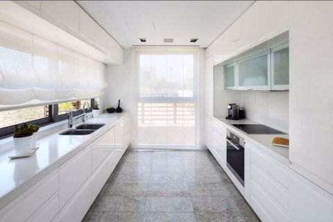 4 bedrooms Villa in Tsada, Cyprus No. 64856 4