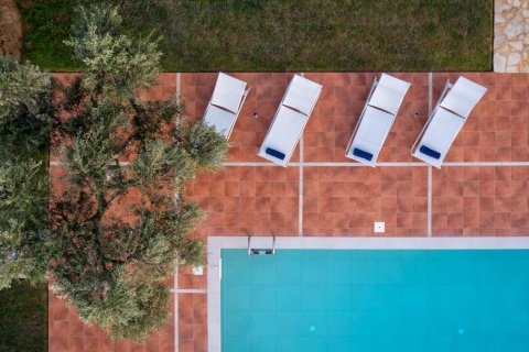 2 chambres Villa à Chania, Greece No. 24001 4