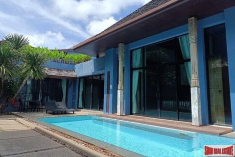 3 bedrooms Villa in Phuket, Thailand No. 96679 1