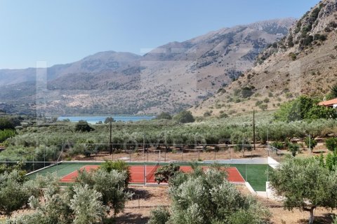 5 bedrooms Villa in Crete, Greece No. 64935 13