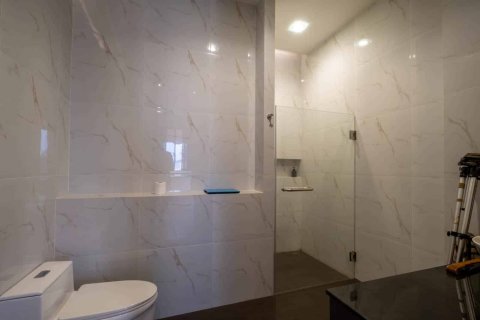 5 bedrooms House in Chiang Mai, Thailand No. 97755 2