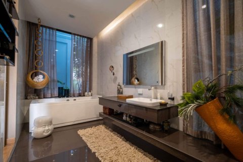 5 bedrooms House in Chiang Mai, Thailand No. 97755 4