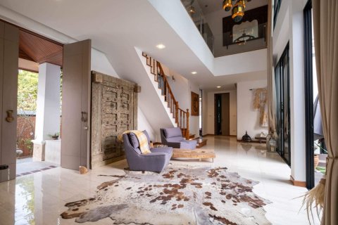 5 bedrooms House in Chiang Mai, Thailand No. 97755 16