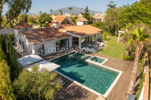 5 dormitorios Villa en Marbella, Spain No. 117798