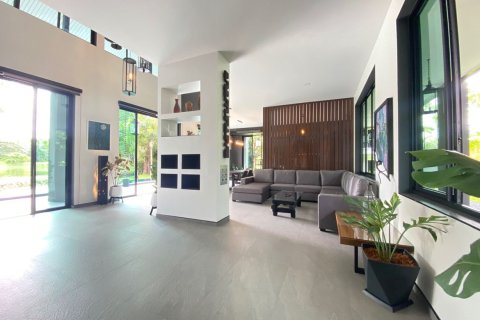 6 bedrooms House in Chiang Mai, Thailand No. 97518 2