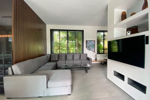 6 bedrooms House in Chiang Mai, Thailand No. 97518 3