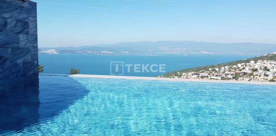 5 bedrooms Villa in Milas, Turkey No. 121028