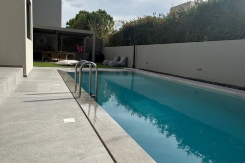 4 bedrooms Maisonette in Voula, Greece No. 117579 3